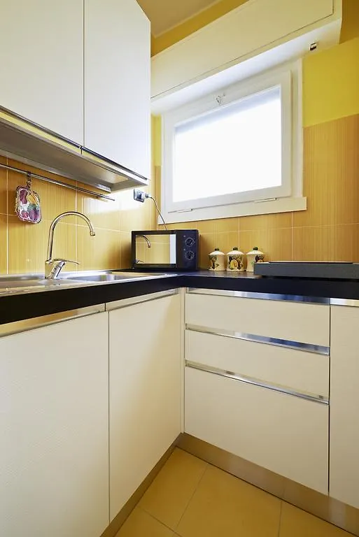 Residence Mignoncase Tre Milan Aparthotel