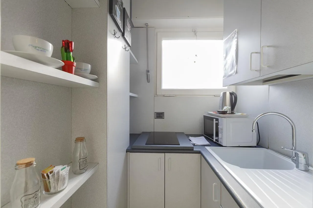 Residence Mignoncase Tre Milan 3*,